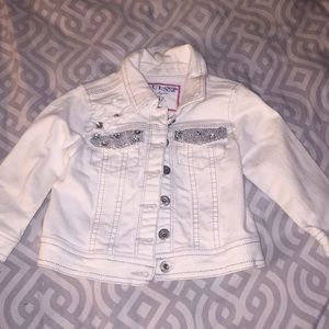 White jean jacket by Guess 🙂